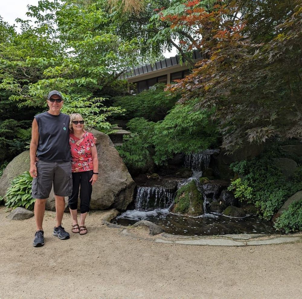 Meet your Posher, Linda